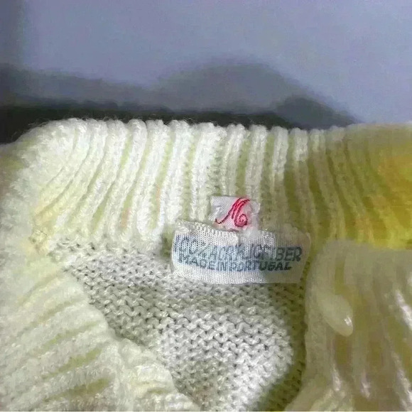 Vintage 80s unisex yellow textured knit baby cardigan size 6/9 months no flaws - Picture 4 of 4